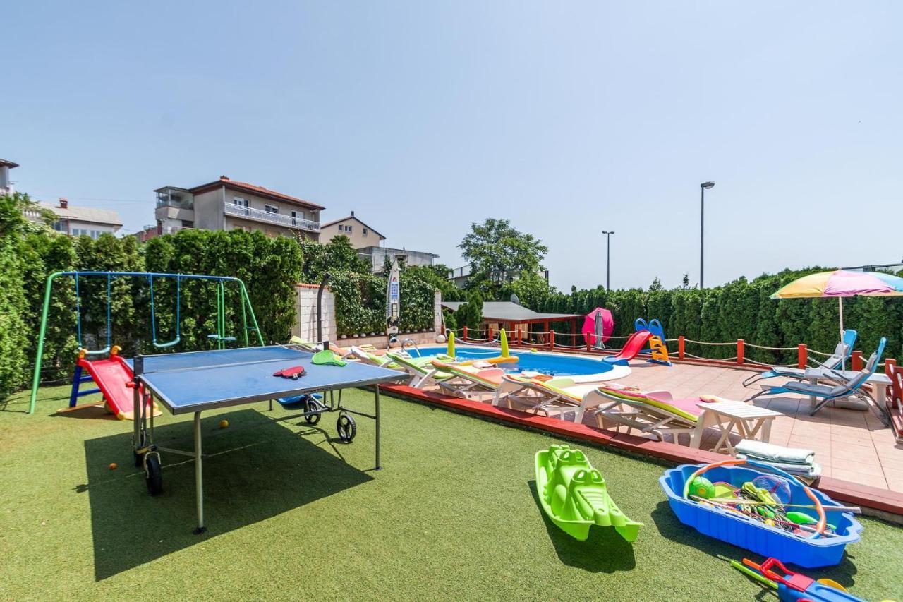 Apartment Pool&Garden Rijeka Bagian luar foto